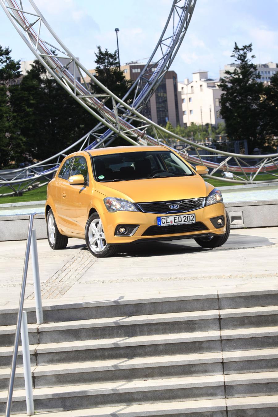  Kia pro_cee&rsquo;d EcoDynamics 2011 года  (фото 91 из 133)